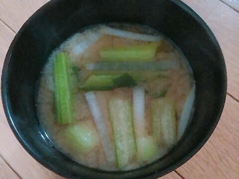 小松菜と長芋のみそ汁